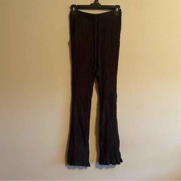 Monday Swimwear – Tahiti Pant in Black Crinkle Linen - Picture 5 of 9